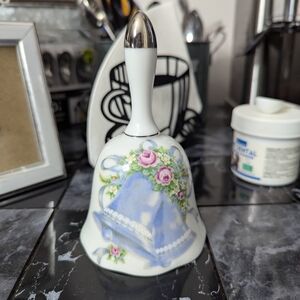 Craft Blue and White Floral Bell